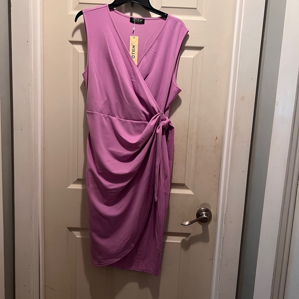 Oten womens sleeveless deep v neck sheath knee length faux wrap dress.